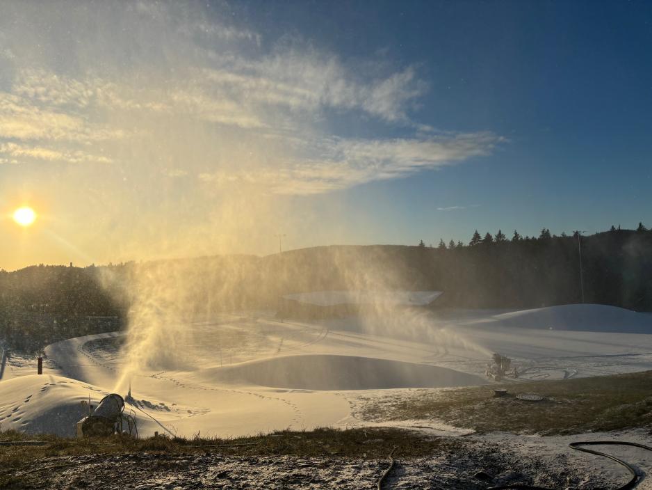 Sn&oslash;kanoner p&aring; Lillomarka arena