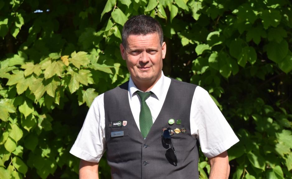 Bj&oslash;rn Widar Strand i uniform for Nobina