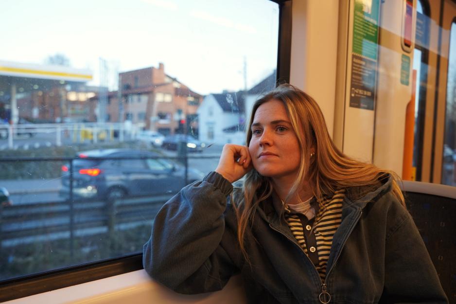 Anne Ruud på vei til sentrum