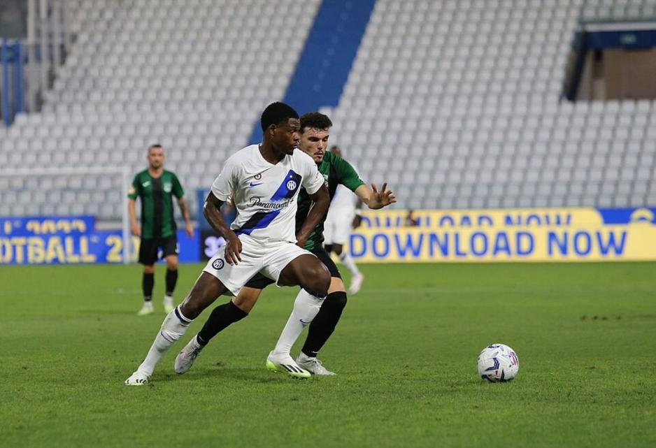 Denzel Dumfries i kamp for Inter Milan