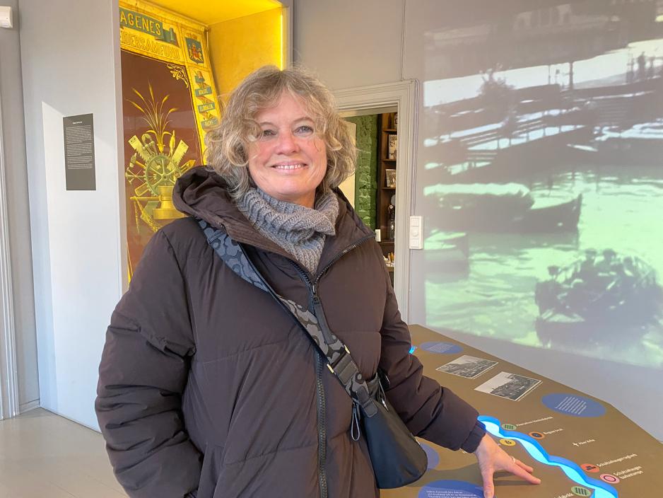 Bilde av beskende p&aring; Arbeidermuseet Kaja Rishiovd