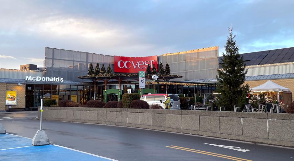 Kj&oslash;pesenter CC Vest november pyntet jul