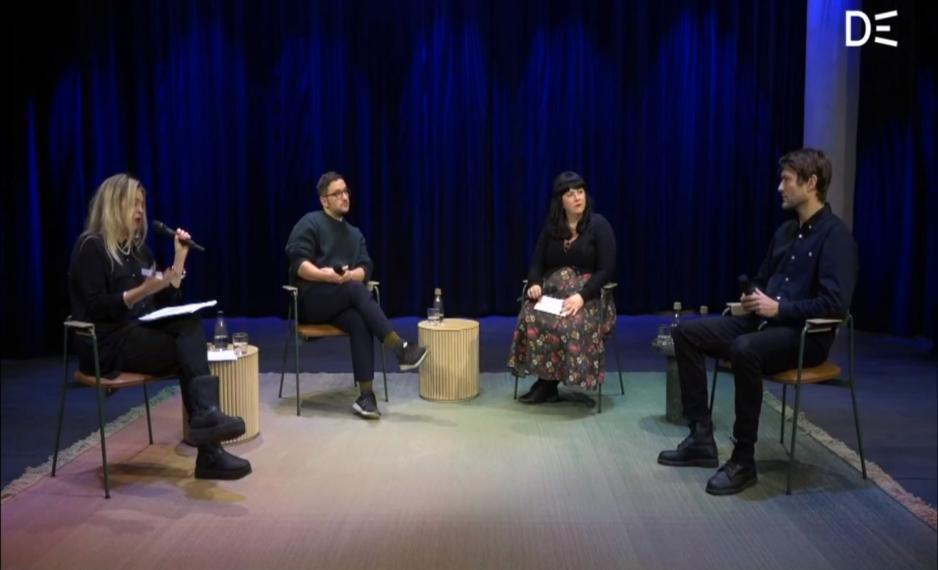 (Fra venstre) Debattleder Linn Stalsberg, Dan-Michael Danino, Victoria Marie Evensen og Christian Pagh p&aring; Deichman Bj&oslash;rvika.