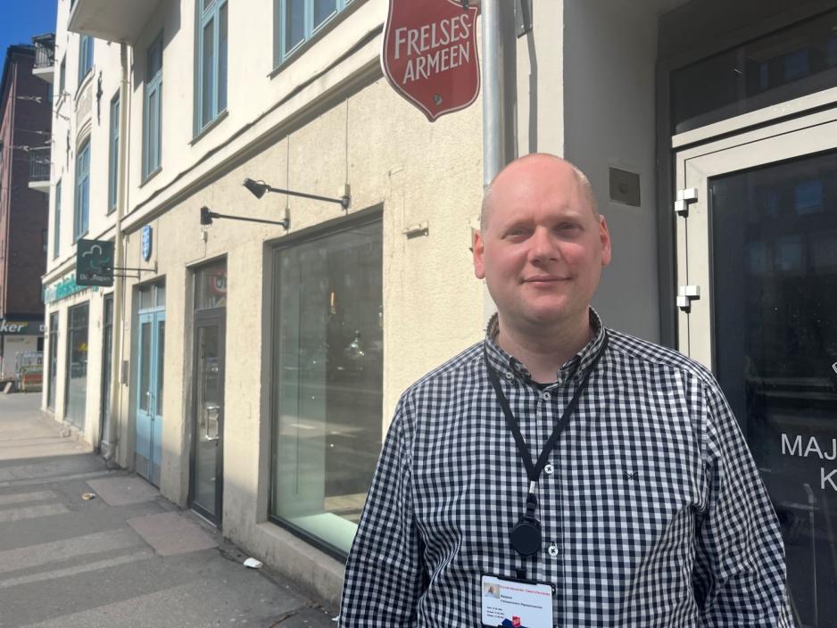 Person som jobber med hjeml&oslash;se