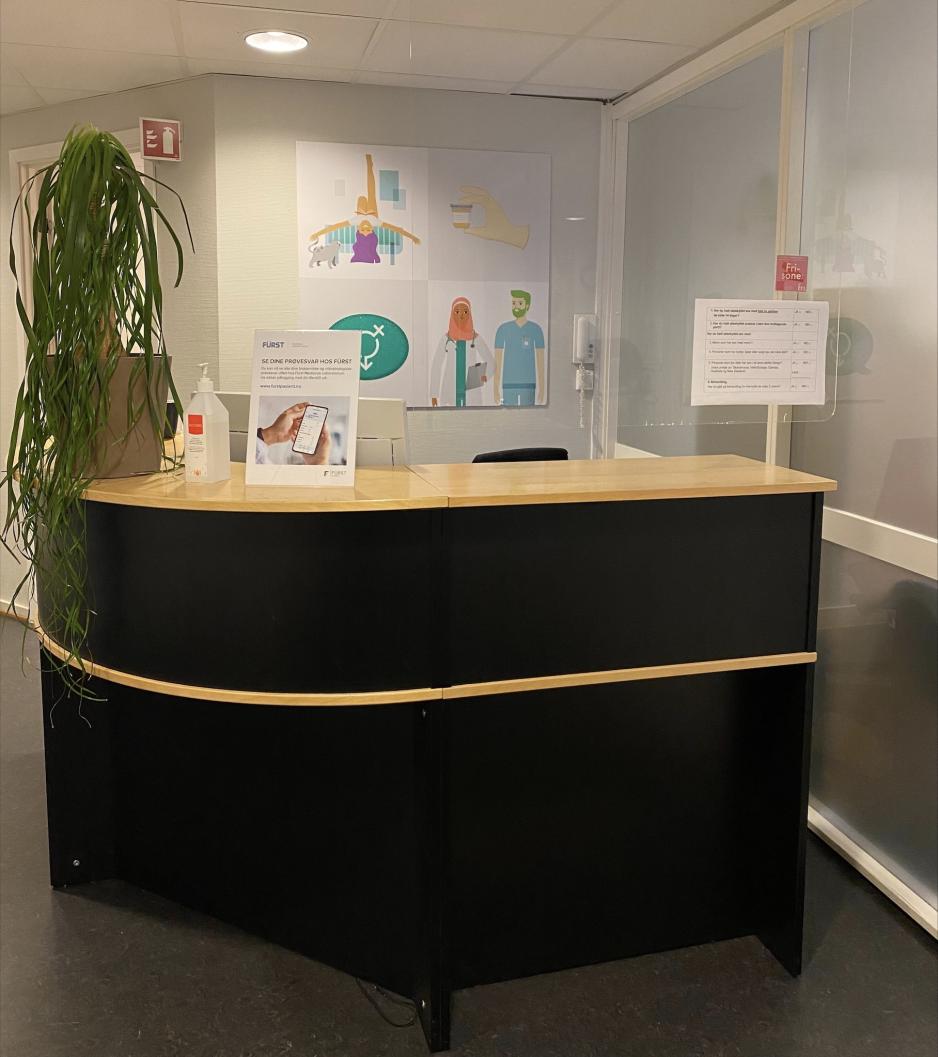 Resepssjonsskranken p&aring; Sex og Samfunn.