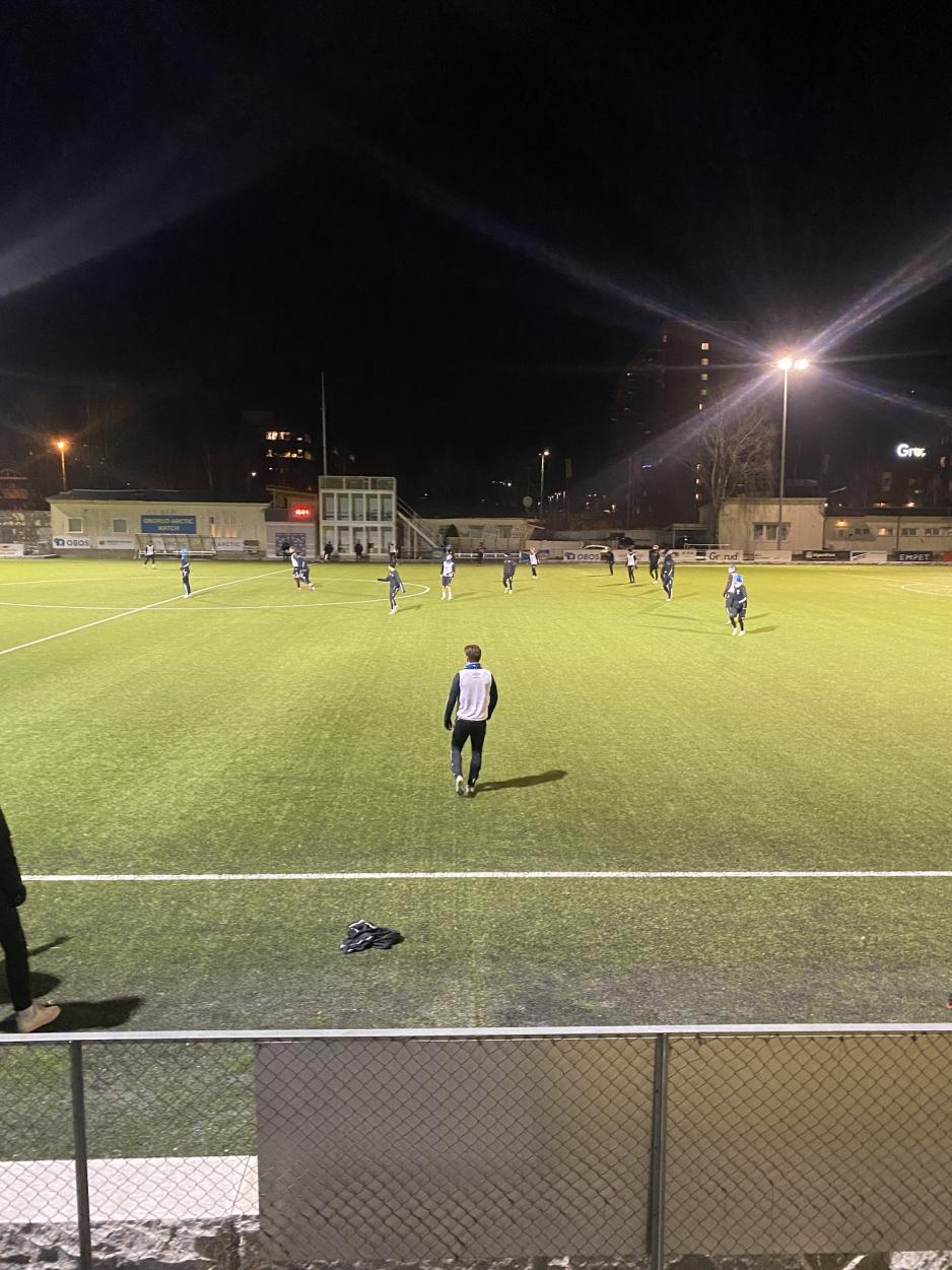 Grorud trener f&oslash;r kamp. 