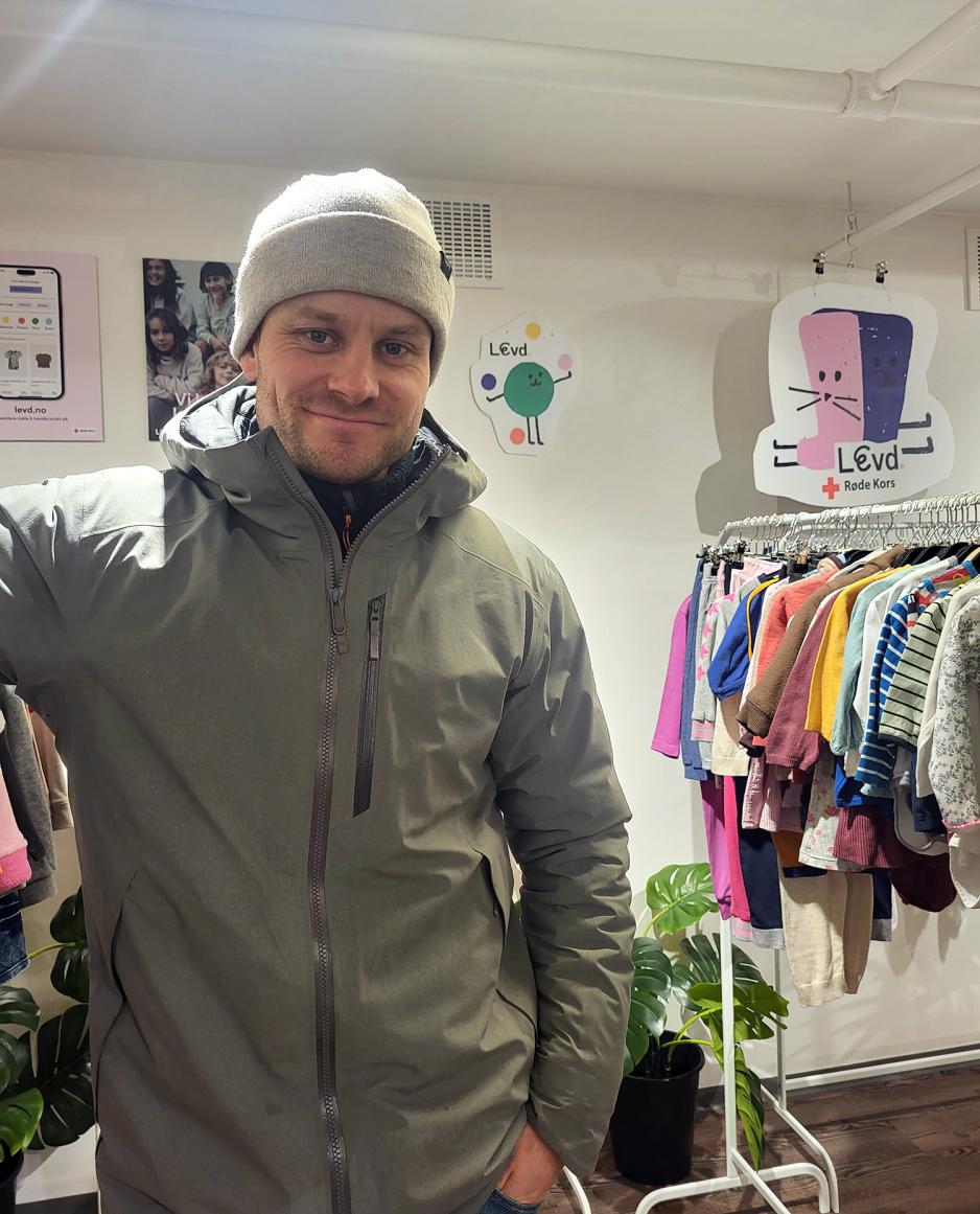 Daglig leder i nettbutikken levd.no, Hallvard Backe, avbildet i Nydalen Fabrikker AS sin pop-up-butikk p&aring; Nydalen.