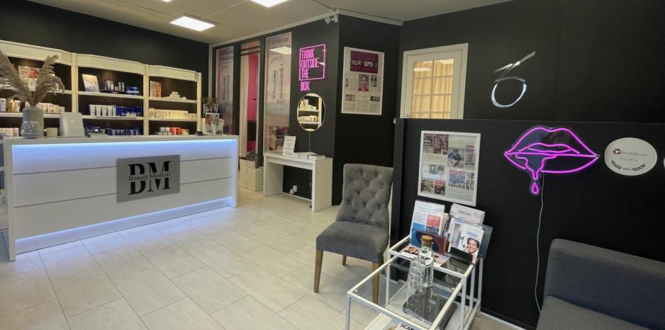 resepsjon skj&oslash;nnhetsklinikk