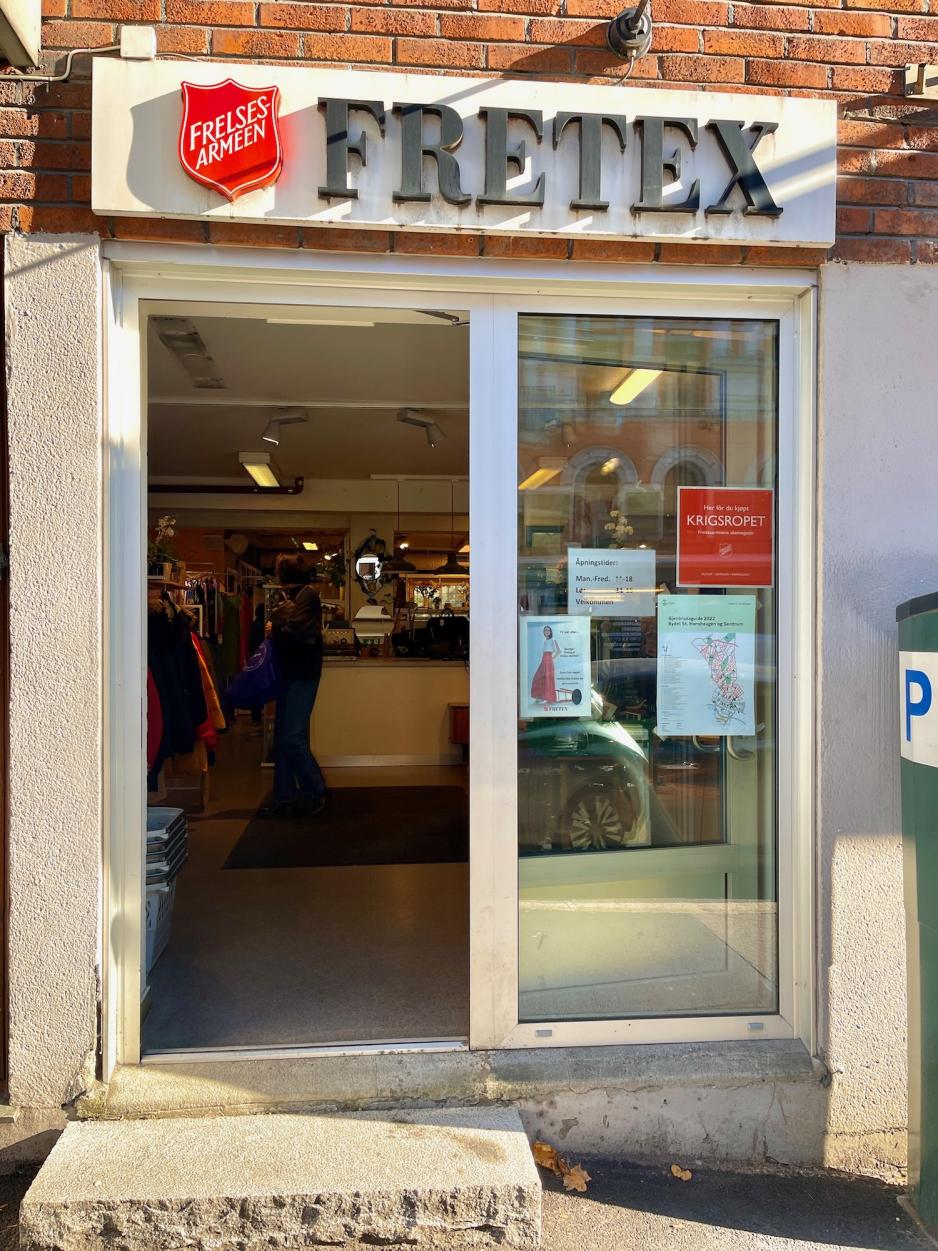 Fretex-butikken sin inngang