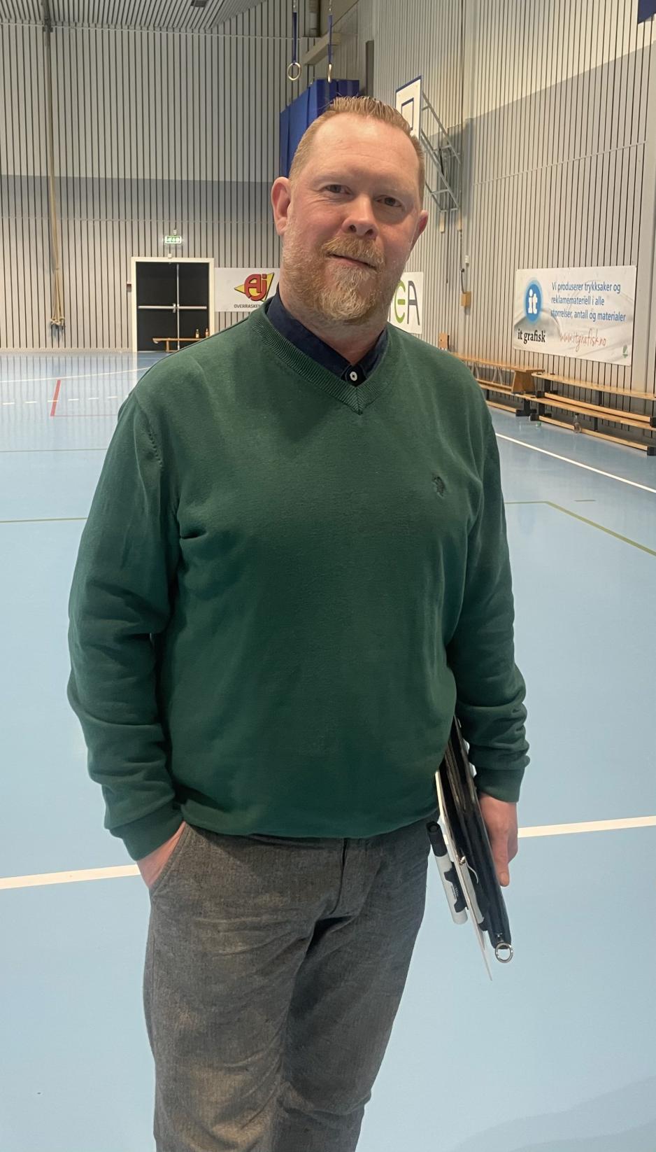 Gjeller&aring;sentrener innebandy