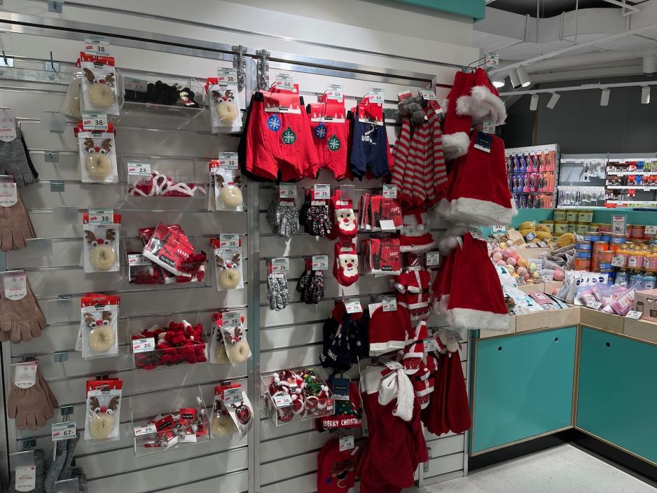 Julevarer p&aring; hylla