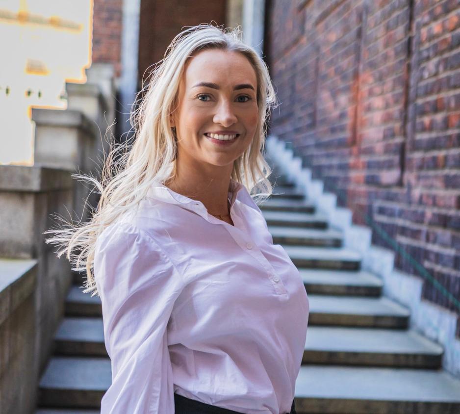 Portrettbilde av Ingeborg Bj&oslash;rnevik fra FRP. Ingeborg Bj&oslash;rnevik poserer smilende 