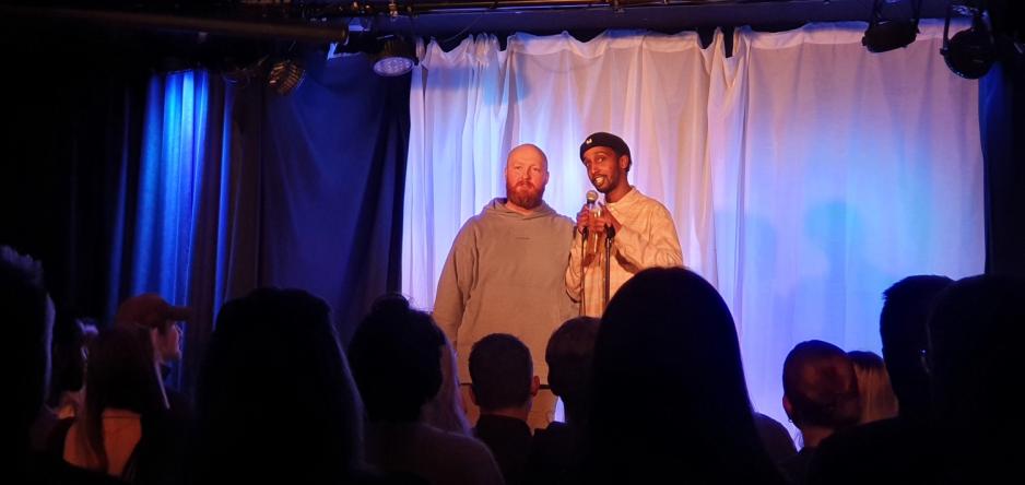 Jonis Kevin p&aring; scenen