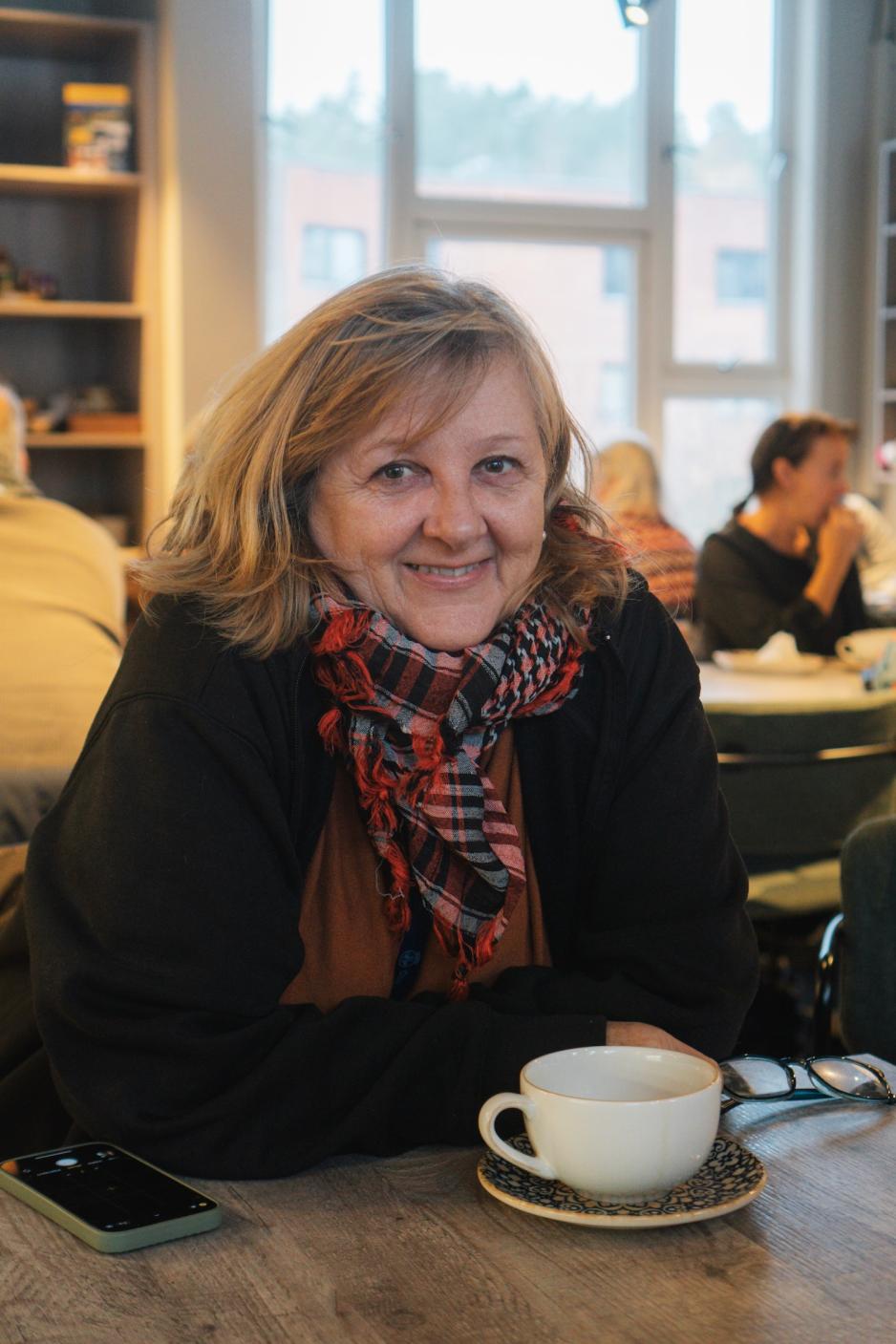 Inger Aguiar p&aring; Holmlia Kulturkaf&eacute;