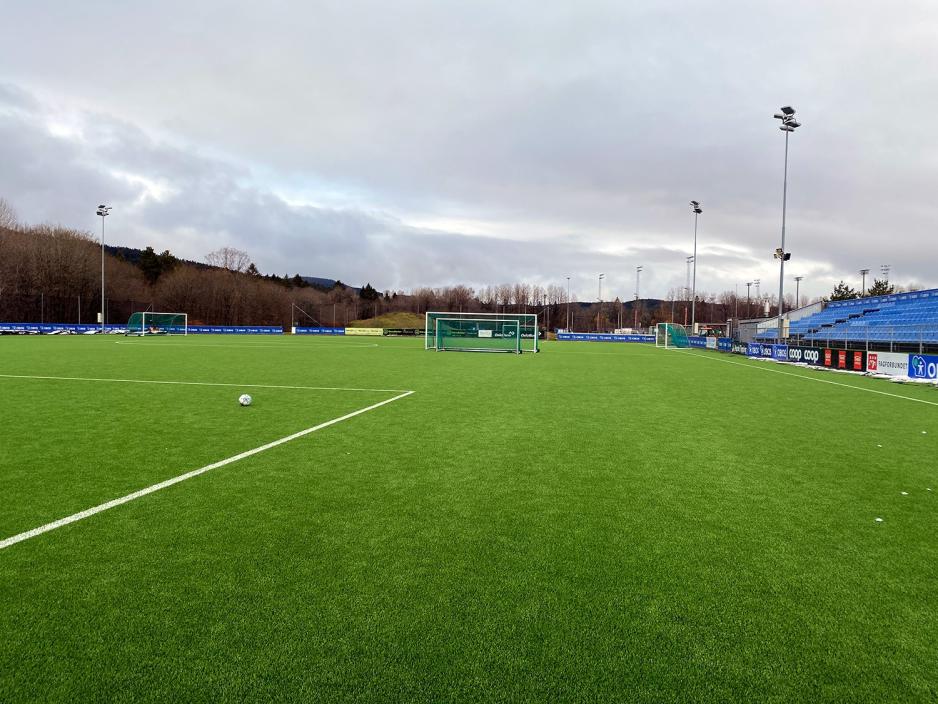 Et bilde av Kringsj&aring; kuntgressbane