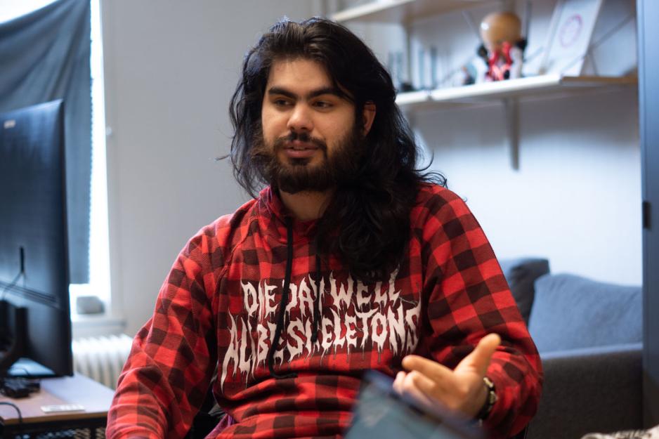 Kristofer Doyle p&aring; kontoret sitt p&aring; OsloMet