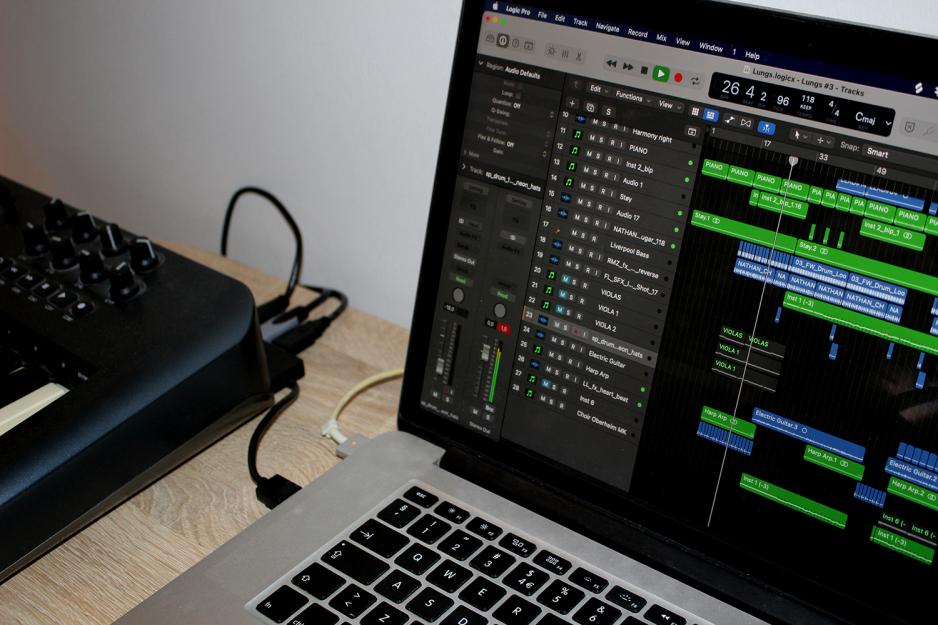 Bilde av Logic pro p&aring; datamaskinskjermen
