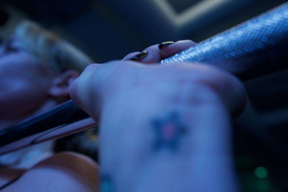 H&aring;nd p&aring; vektstang