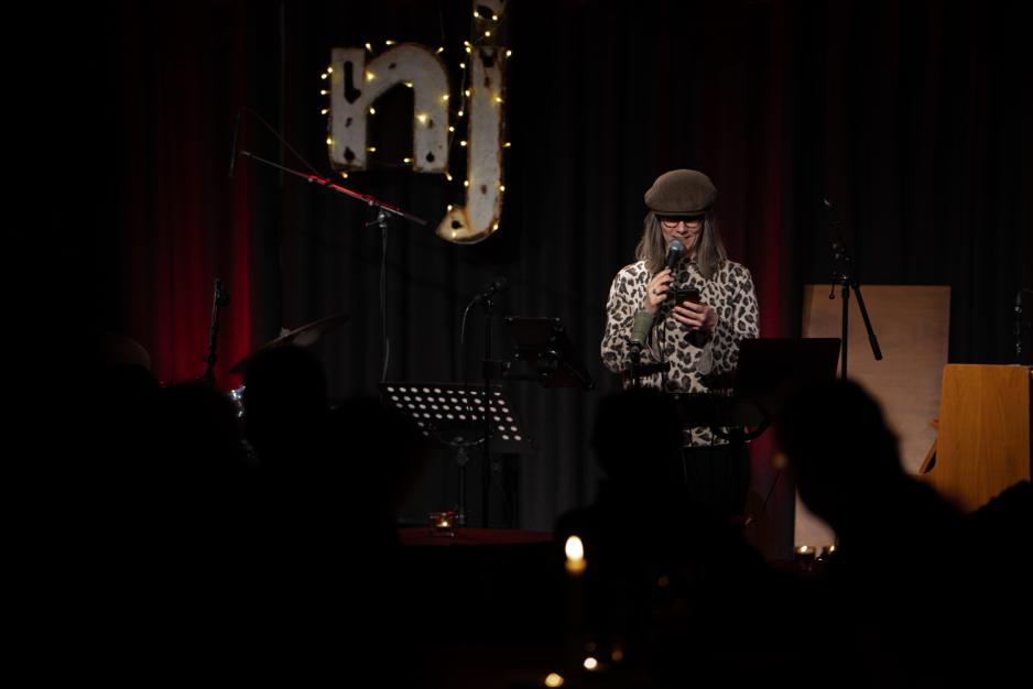 Gro-Marthe Dickson som konferansier p&aring; konserten