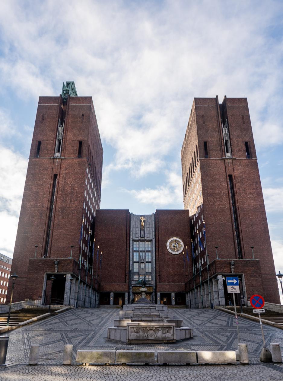 bilde av oslo r&aring;dhus