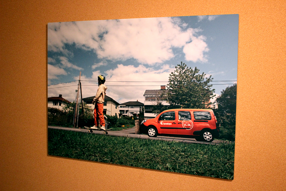 Bilde av en posten-plakat inne p&aring; pauserommet