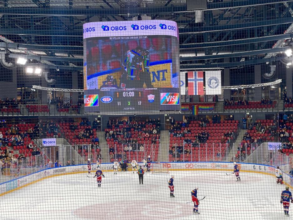 Knuffing p&aring; is