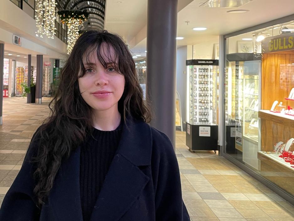 Ei jente p&aring; senteret