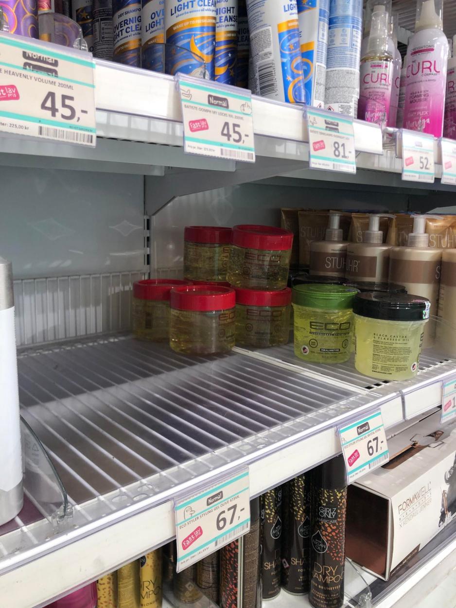 Helt tom hylle p&aring; normal