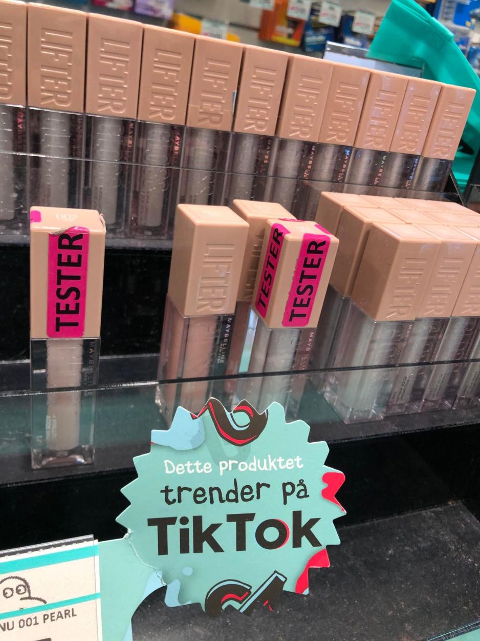 Lipgloss popul&aelig;r p&aring; tiktok