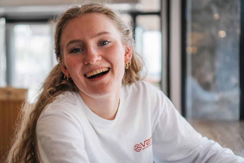 Maria Elise Moe smiler