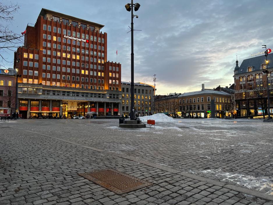 &Aring;pen plass p&aring; Youngstorget