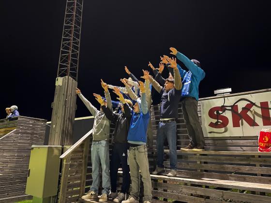 Fotballsupportere p&aring; tribune