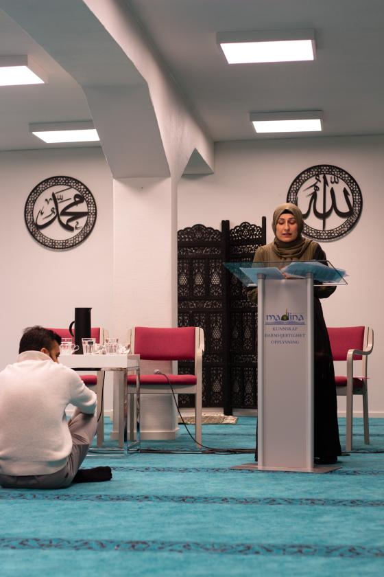 Foredrag i Madina mosk&eacute;