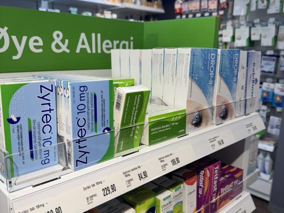 hyller med allergimedisin