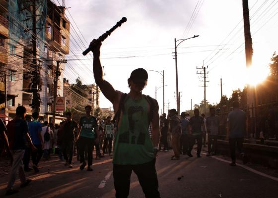 Studenter som er i oppr&oslash;r i Bangadesh