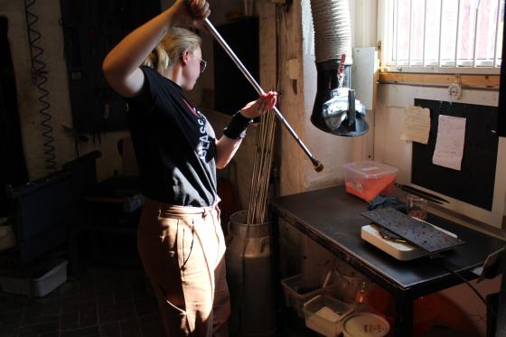 Karoline former glasset