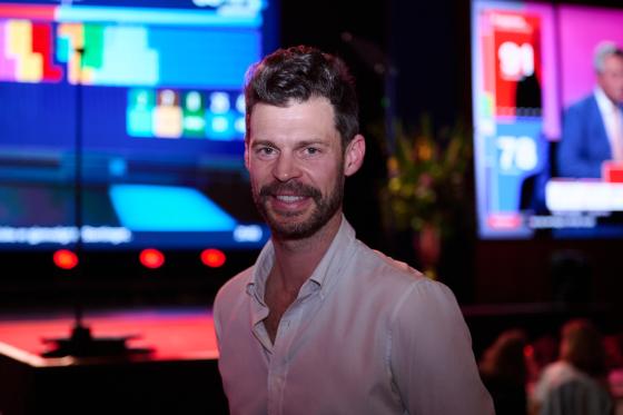 Bj&oslash;rnar Moxnes p&aring; valgvake 2025