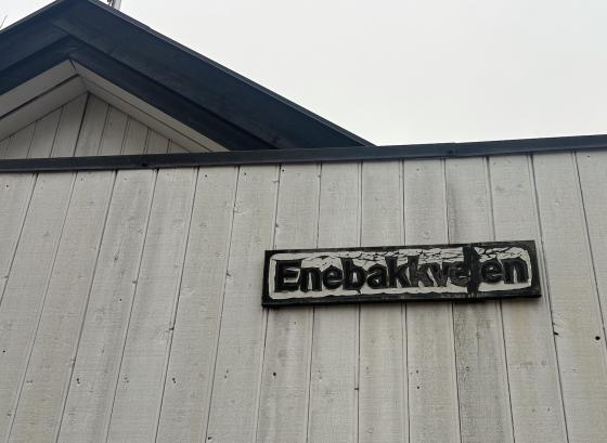 Enebakkveien skilt p&aring; 42