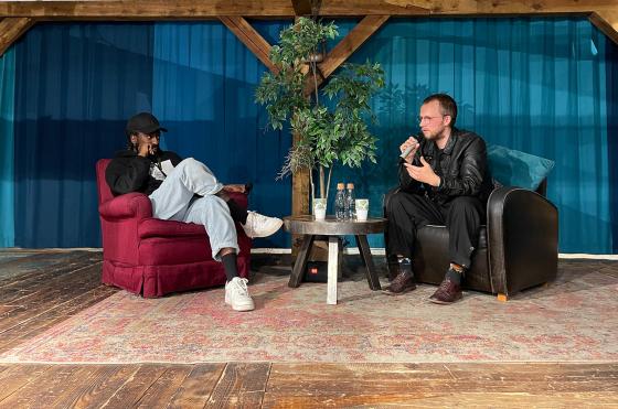 Her er Arif og Fridrik H&oslash;yer p&aring; Deichman Stovner for &aring; ha en samtale om Arif sin musikk og karriere. 