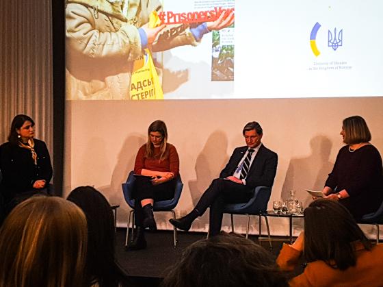 Plakat hvor det st&aring;r at Ukraina takker for st&oslash;tten fra Norge 