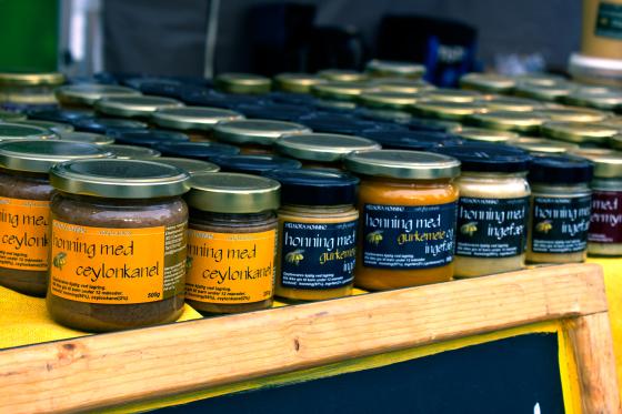 Honning p&aring; Bondens marked. 