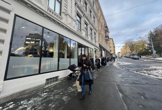 k&oslash; butikk salg mennesker