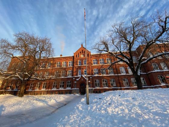 V&aring;lerenga skole