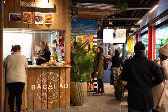 En bod p&aring; mathallen "Barcode Streetfood". 