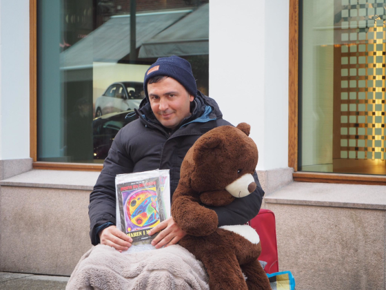 Hjeml&oslash;s person p&aring; Karl Johan