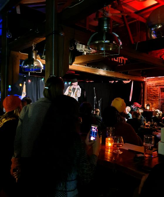 Torsdag 25. november var det Oslo-mesterskap i slampoesi p&aring; Uh&oslash;rt. 