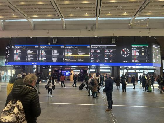 Oslo S p&aring; formiddagen