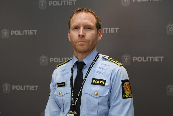 Politiinspekt&oslash;r Per Thomas Omholt i politiuniform