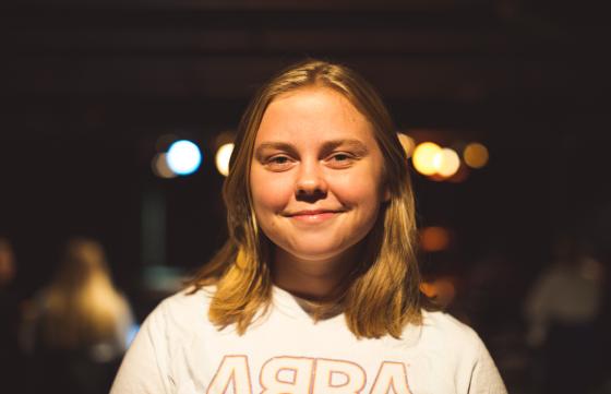 Thea Sandberg Br&aring;ten st&aring;r inne p&aring; Chateau Neuf.