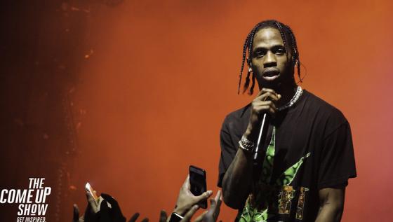 Travis Scott p&aring; scenen 